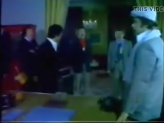 Askin kanunu 1979: gratis petting volwassen klem film 6d