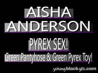 魅力的な ティーン ブラック ガールフレンド aisha アンダーソン